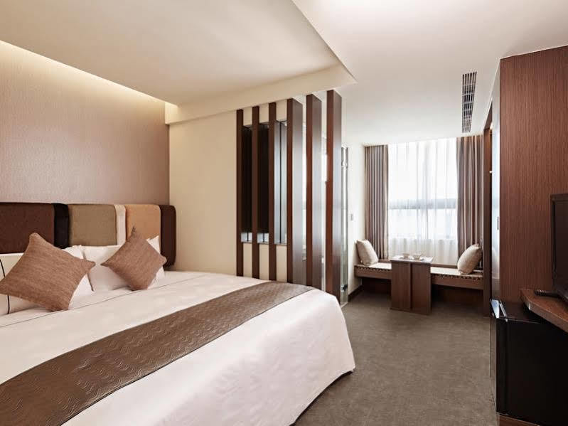 Hotel Sukimi Tainan Bagian luar foto